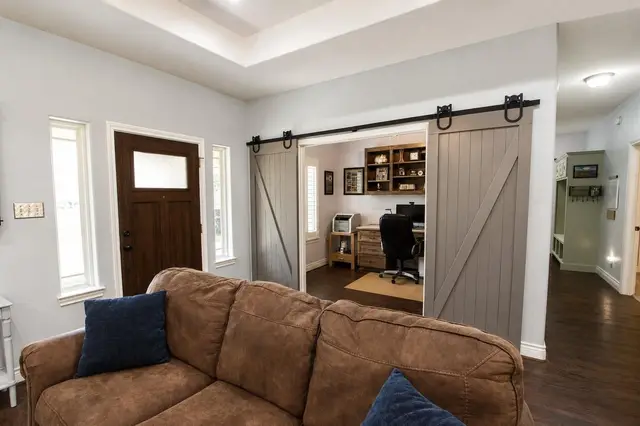 7502 Lewis Ln photo 10