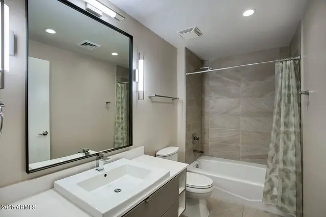200 W PORTLAND Street #1113 photo 18