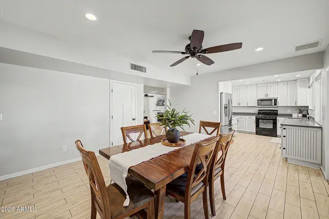 1421 W IMPALA Avenue photo 8