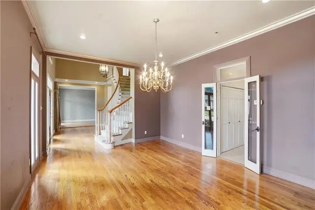 43 Chateau Rothchild Dr photo 11
