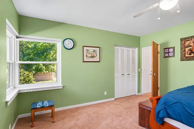 1455 Lancashire Dr SE photo 18