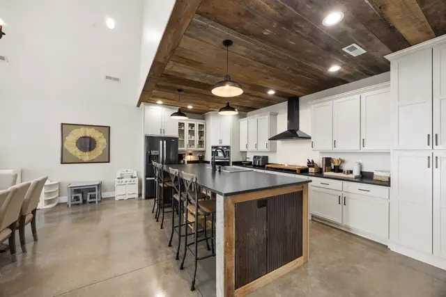 250 Rockport Lndg photo 12