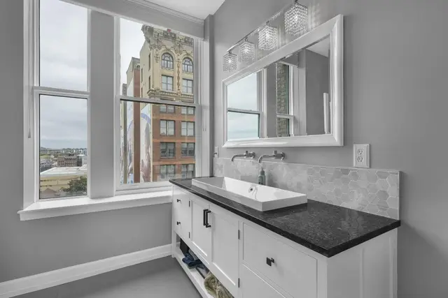 145 N High St APT 800 photo 20