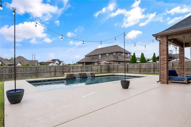 1701 Helen Ln photo 5