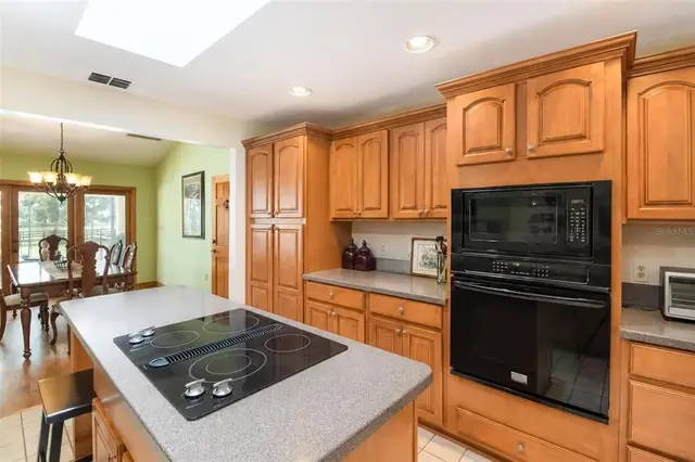 6899 SW 99TH STREET photo 18