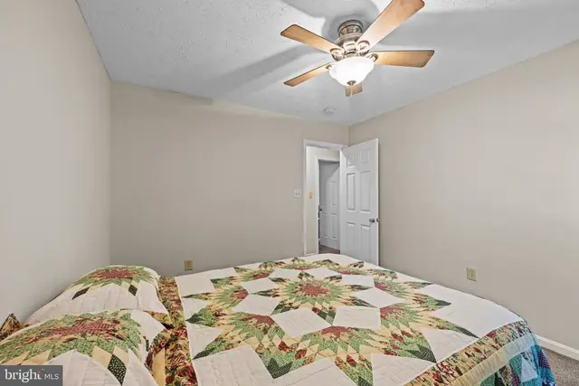 15950 Crowfoot Ct photo 15