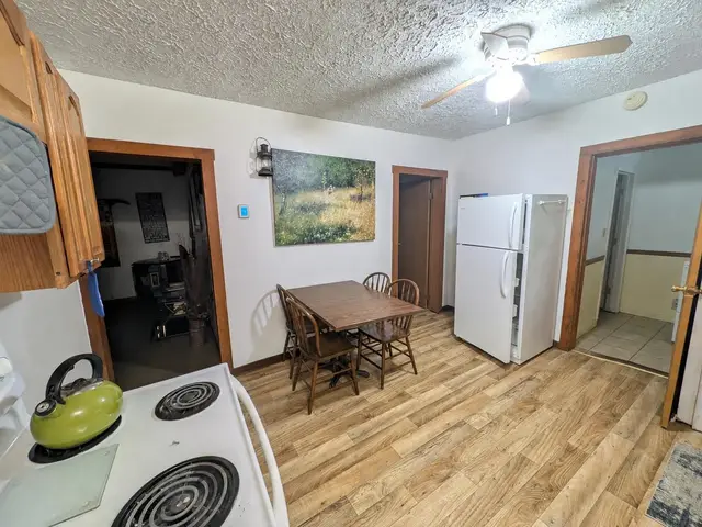 11243 State Road 56 photo 7