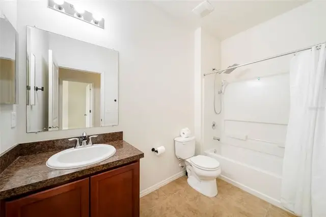 115 64TH AVENUE E photo 9
