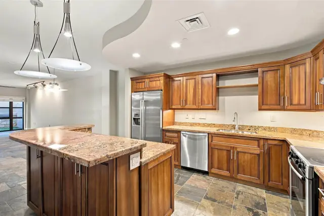 1812 West Ave Suite 106 photo 9