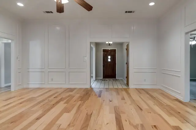 8951 Hialeah Cir N photo 9