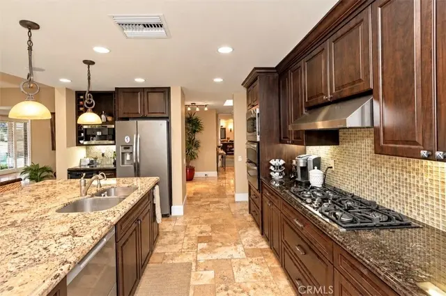 149 Yale Dr photo 10