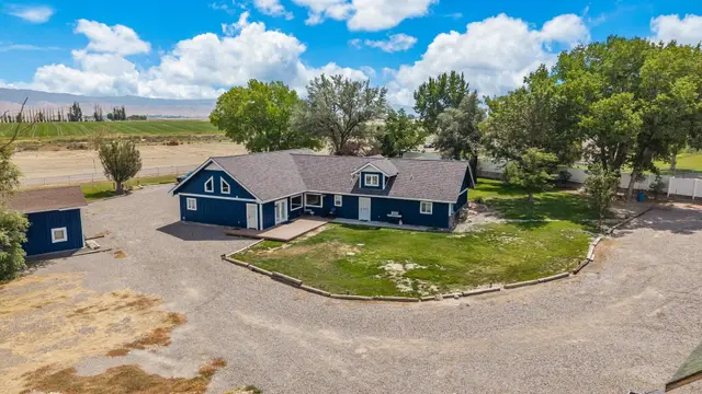 60977 Gunnison Road photo 7