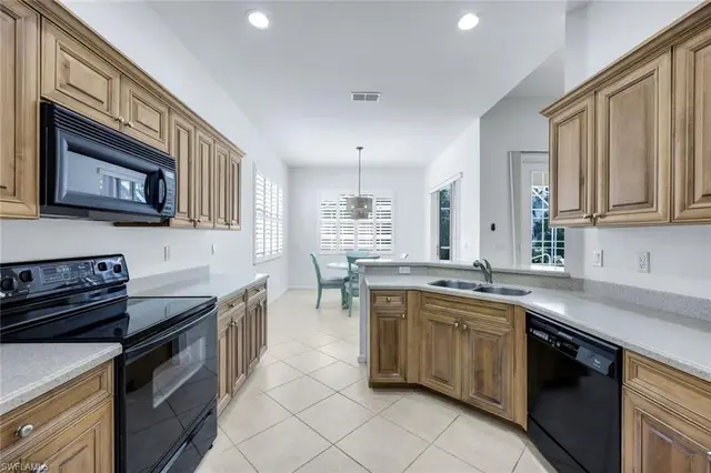9375 Oak Strand DR photo 9