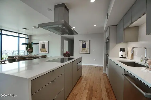 200 W PORTLAND Street #1113 photo 7