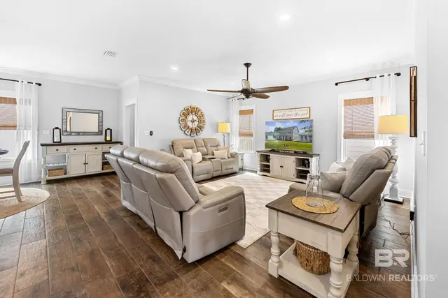 1051 Sunnybell Ln photo 11