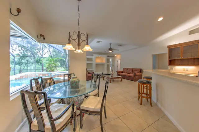 2108 Winding Creek Lane photo 12
