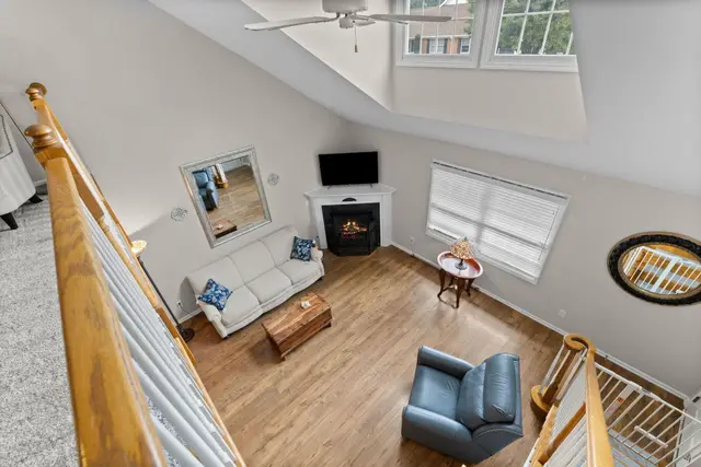 6678 Henschen Cir photo 20