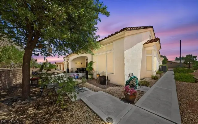 2705 Byron Dr photo 5