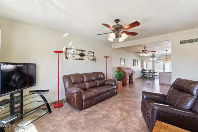 936 W Via Pitic photo 7