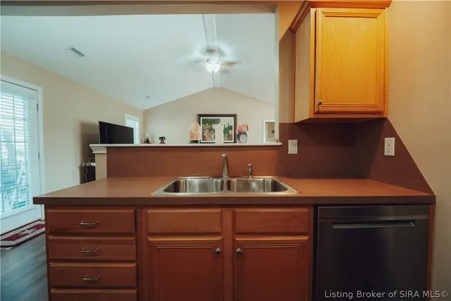 115 Meadow Drive photo 16