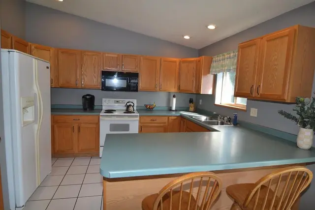 1847 MANATEE DRIVE photo 5