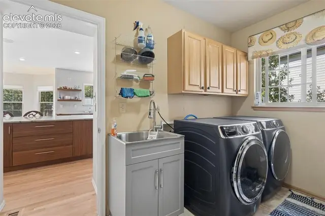5830 Broadmoor Bluffs Dr photo 18