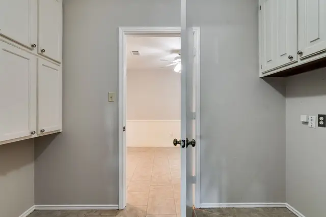 8951 Hialeah Cir N photo 16