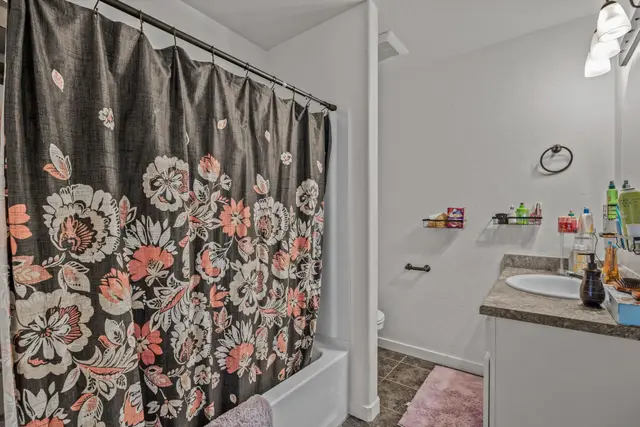 475 El Jardin Ln photo 20