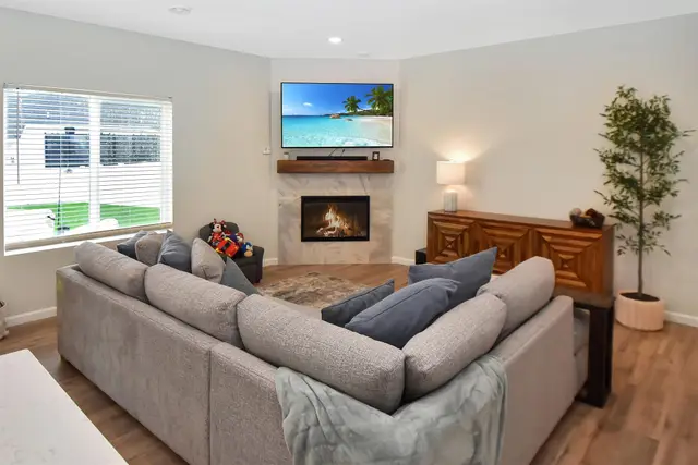 88 Mulberry Loop NE photo 9