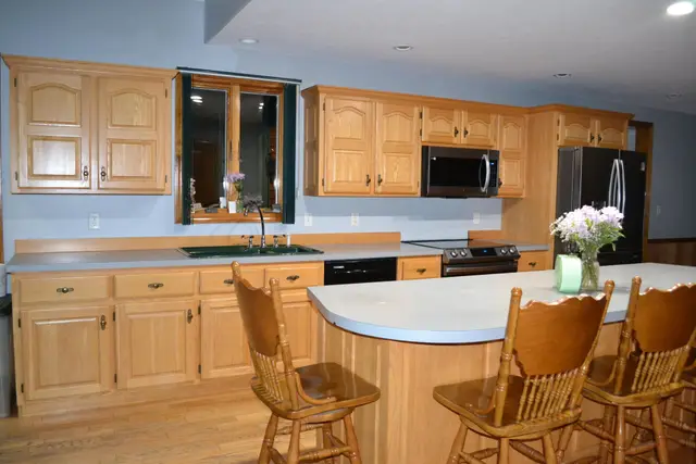 75 Laura Lane photo 17