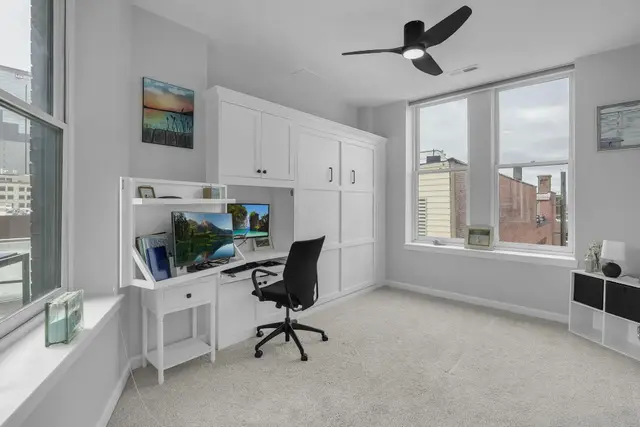 145 N High St APT 800 photo 13