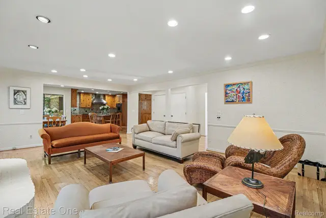 5095 Far Ravine Ct photo 9