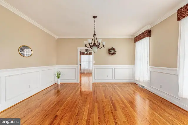 1030 Breckinridge Ln photo 10