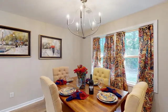 54 Lexington Ct photo 7