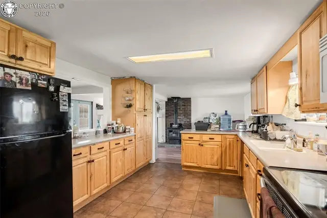 855 N Orchard Ave photo 5