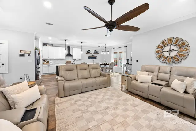 1051 Sunnybell Ln photo 12