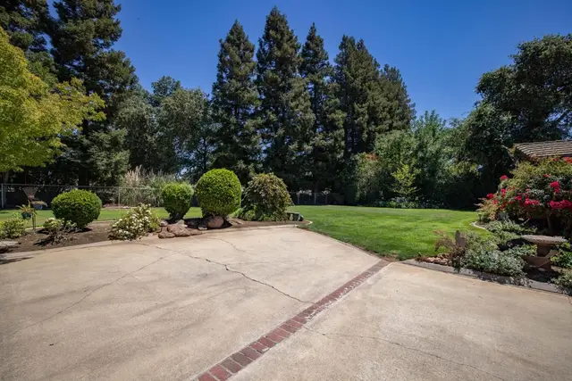 24333 E Highway 26 photo 8