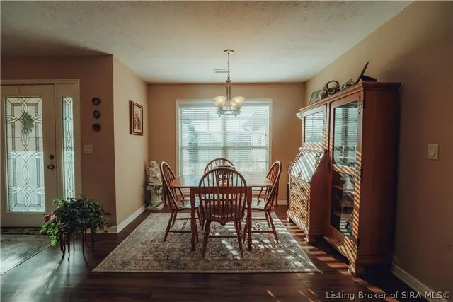 115 Meadow Drive photo 8