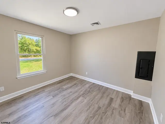 367 Broadlane Rd photo 10