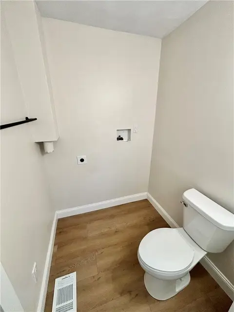 215 Keller Ct photo 15
