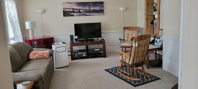 121 E Woodruff STREET NE NE photo 12