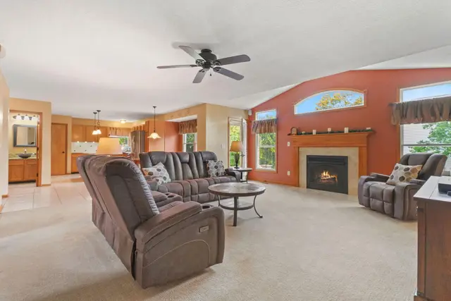 4146 Hoffman Farms Dr photo 19