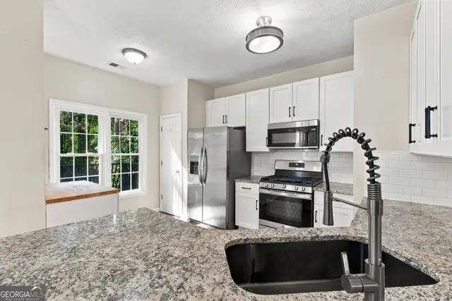 3132 Cling Stone Pl photo 5