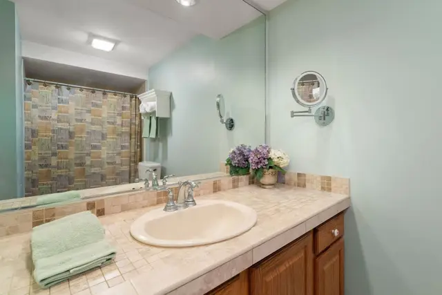 129 Stone Ridge Rd Unit 129 photo 16