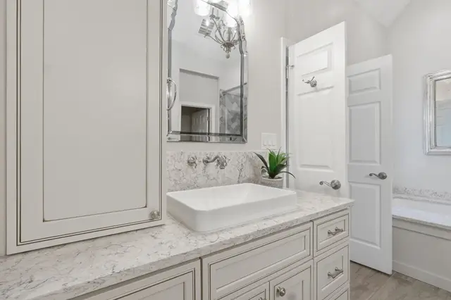 2040 shallowford park manor photo 11
