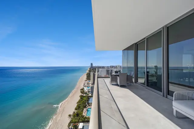 2000 S. Ocean Drive #25B photo 19