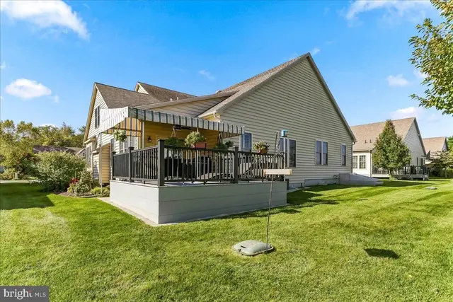 201 Honeycroft Blvd photo 7