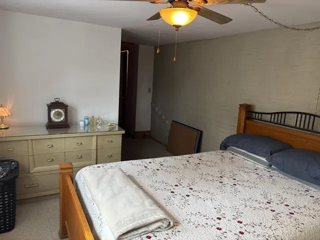 121 E Woodruff STREET NE NE photo 9
