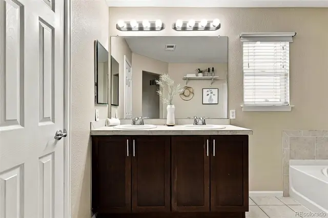 2507 Central Park Boulevard photo 15