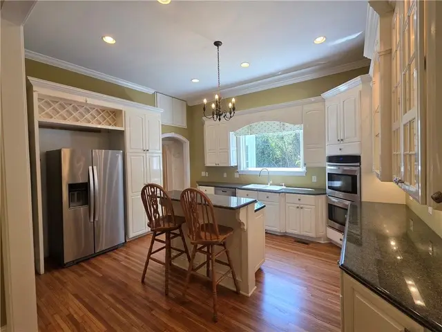 302 River St photo 10